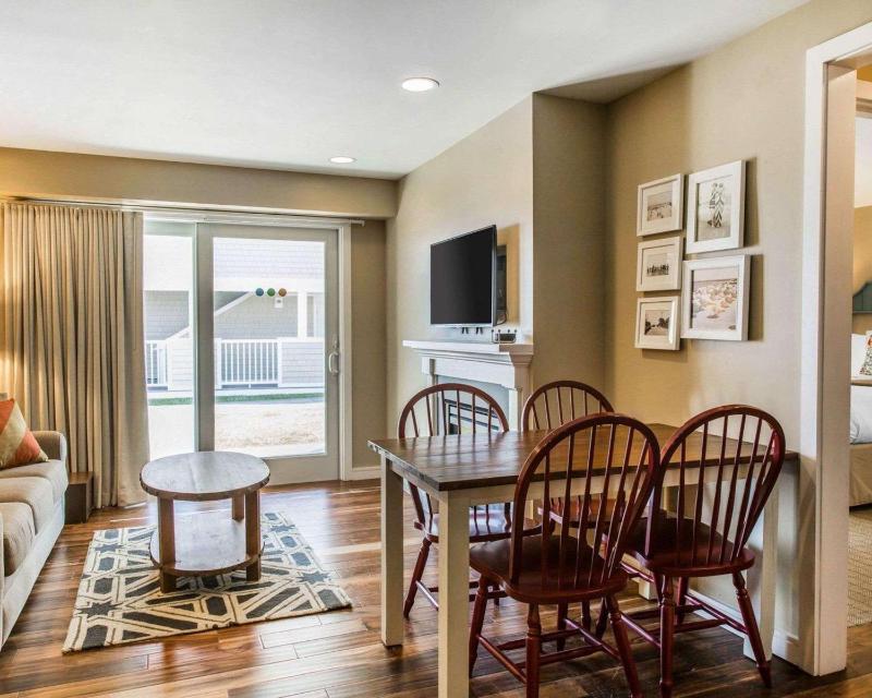 Two Bedroom Suite - Disability Access image 4