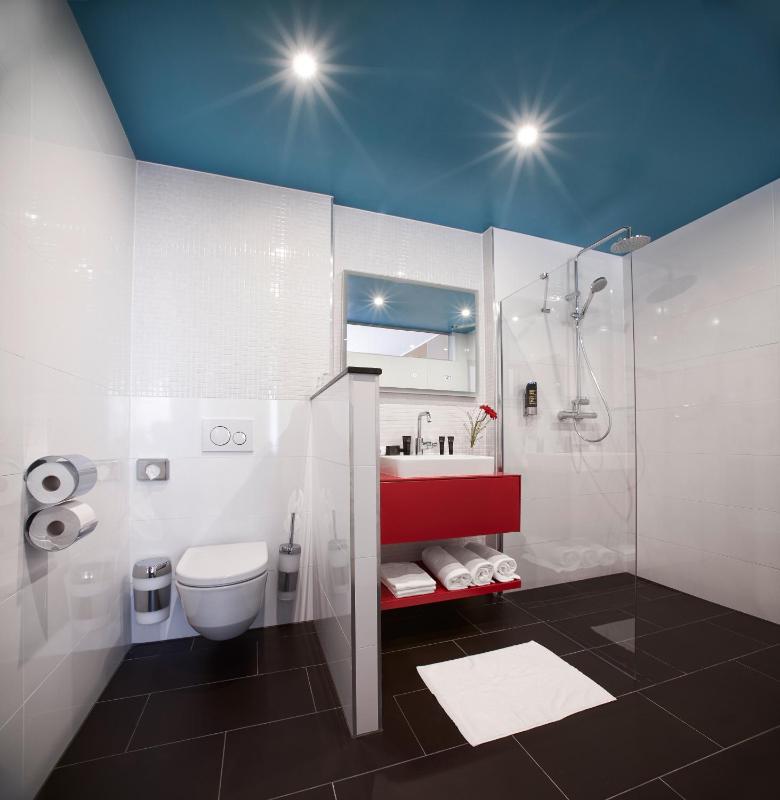 Suite image 2