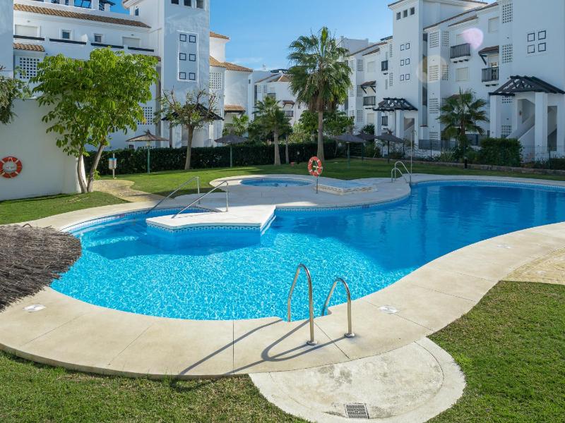 2044-Groundfloor with huge terrace and pools - image 15