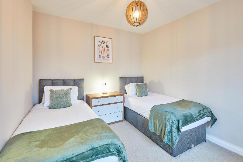 Host & Stay - Watch House - image 11