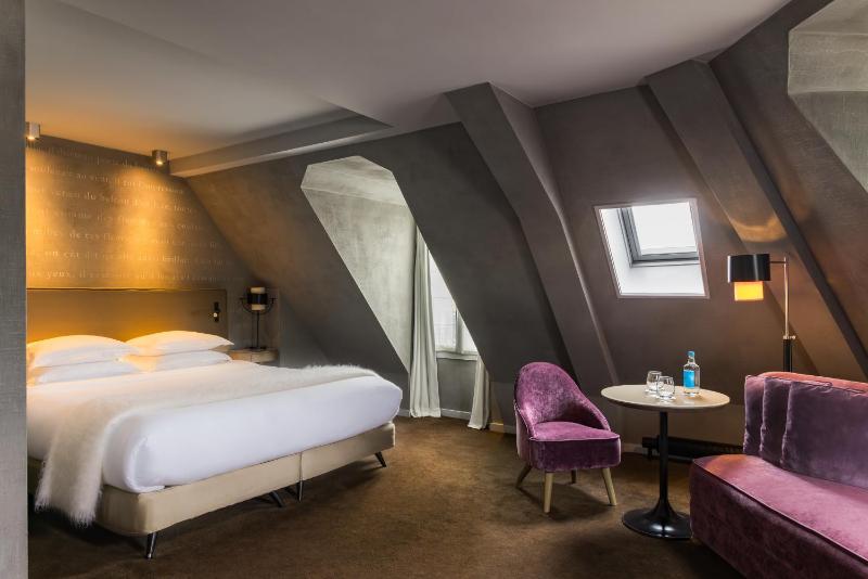 Junior Suite image 1