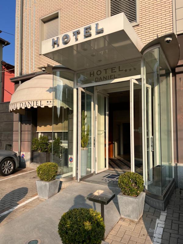 Hotel Daniel & Ristorante Cocchi - image 1