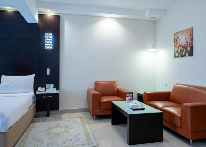 Single Room image 2