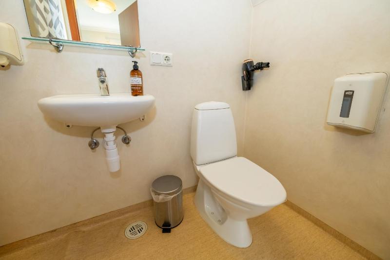 Basic Triple Room image 2