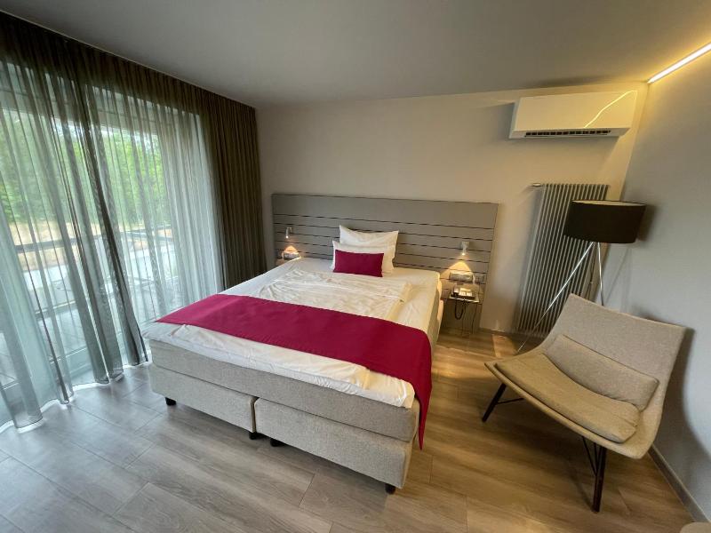 Standard Double Room image 1