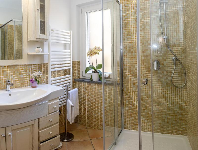 AMORE RENTALS - Villa Lions Rose - image 7