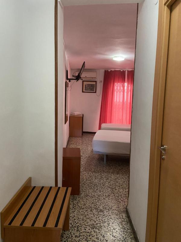 Hotel Iris - image 34