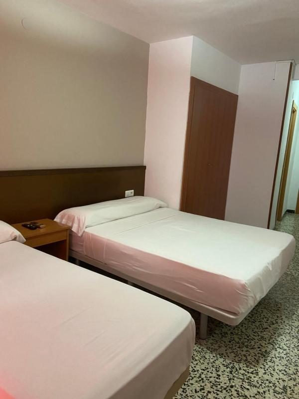Hotel Iris - image 39