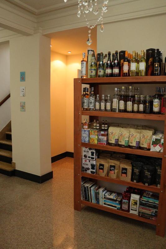 Nuhh Hostel & Café - image 2