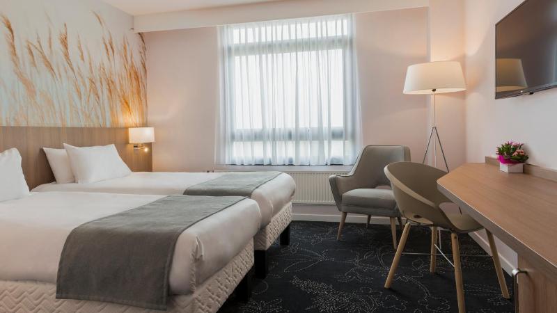 Standard Room image 2
