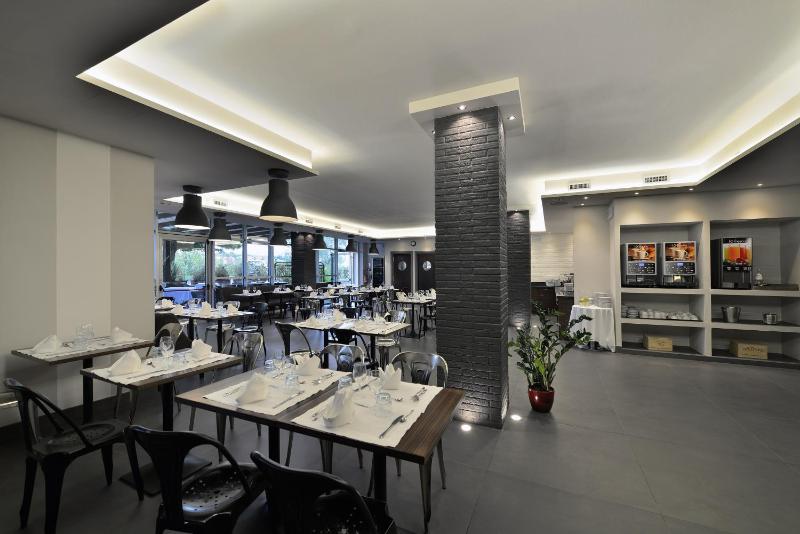 La Meridiana Bleisure Hotel - image 35