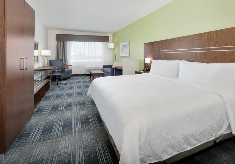 King Suite image 2