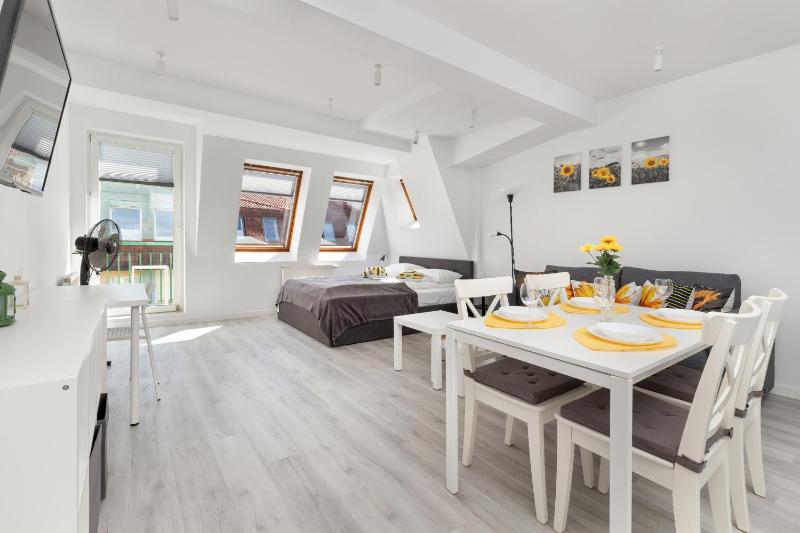 Sopockie Studio z Parkingiem przy Plaży i Molo by Noclegi Renters - image 36