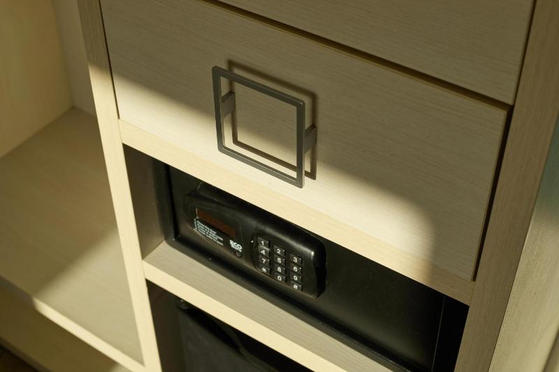 Standard Twin Room image 2