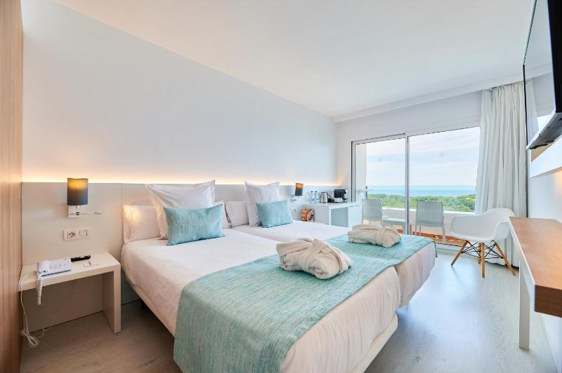 My Favorite Club Double Superior Frontal Sea View image 1