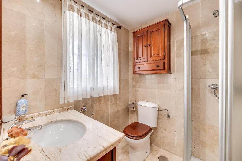VB Quilla 3BR Duplex w Sea Views - image 25