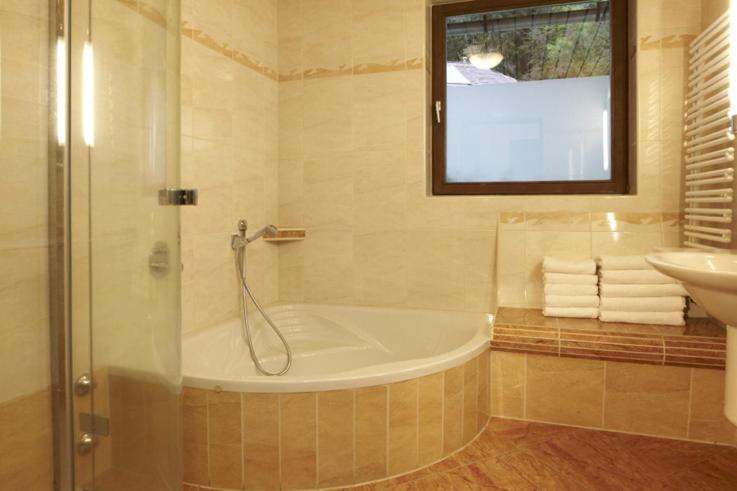 Superior Double Room image 4