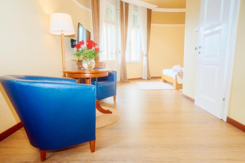 Junior Suite with Sea View image 2