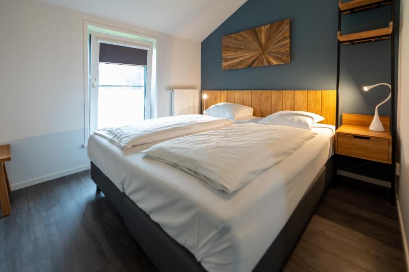 Three-Bedroom Bungalow image 1