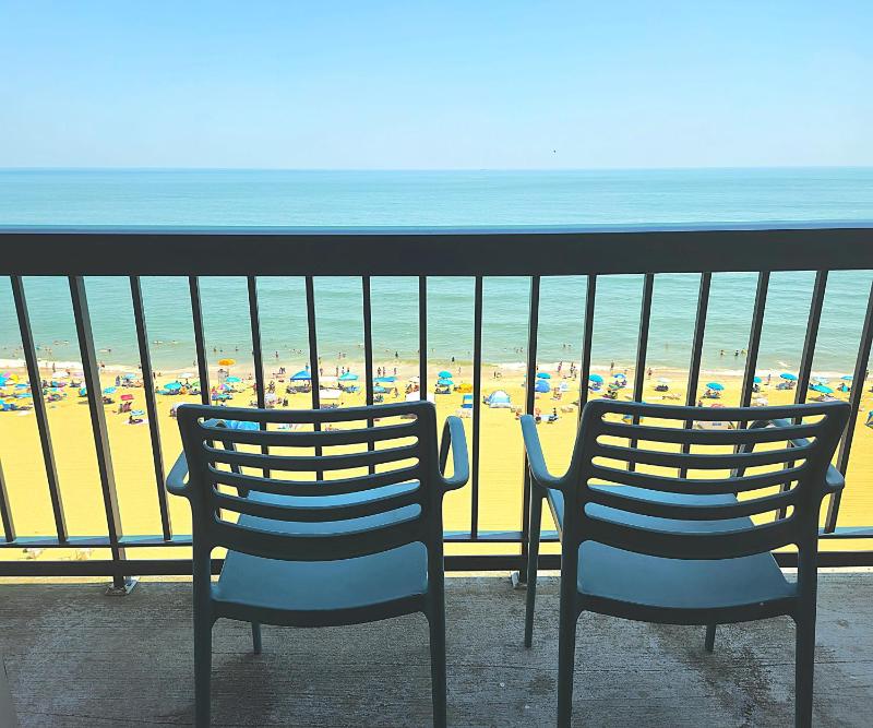 Seaview Hotel - image 16