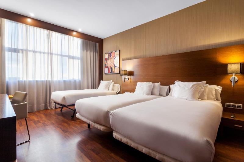 Triple Room image 4