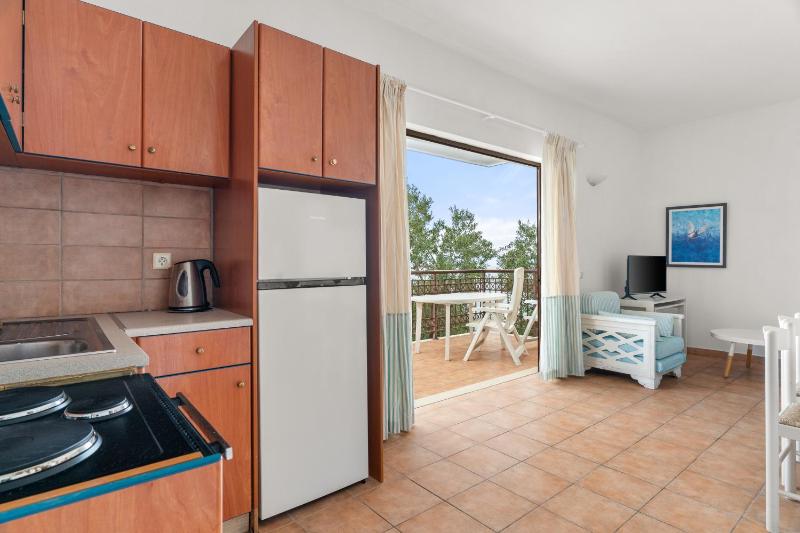 Two-Bedroom Residence Sea View image 2