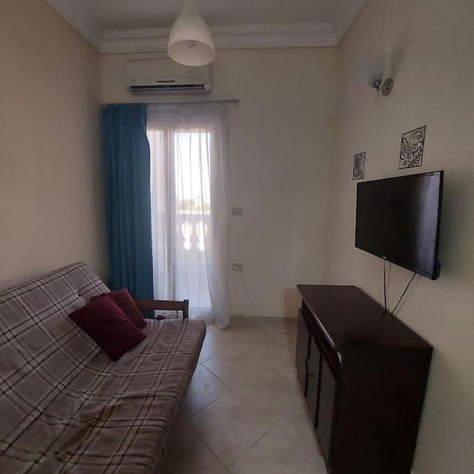 Mamsha view 1 bedroom flat beside Russian consulate - image 10
