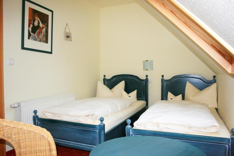 Apartment (2 Adults + 2 Children) image 3