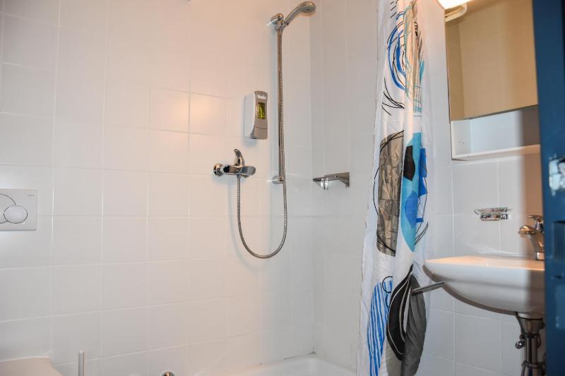 Quadruple Room image 2