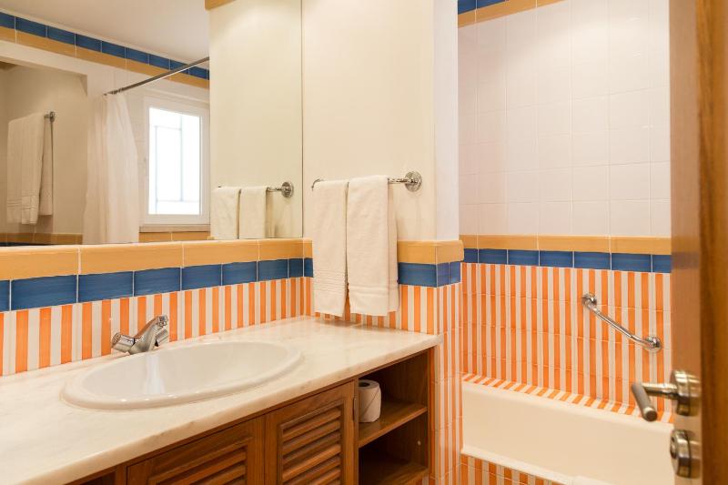 Studio Apartment with Pool View image 2