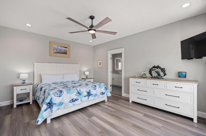 WE17 Benders Beach Bungalow - image 6