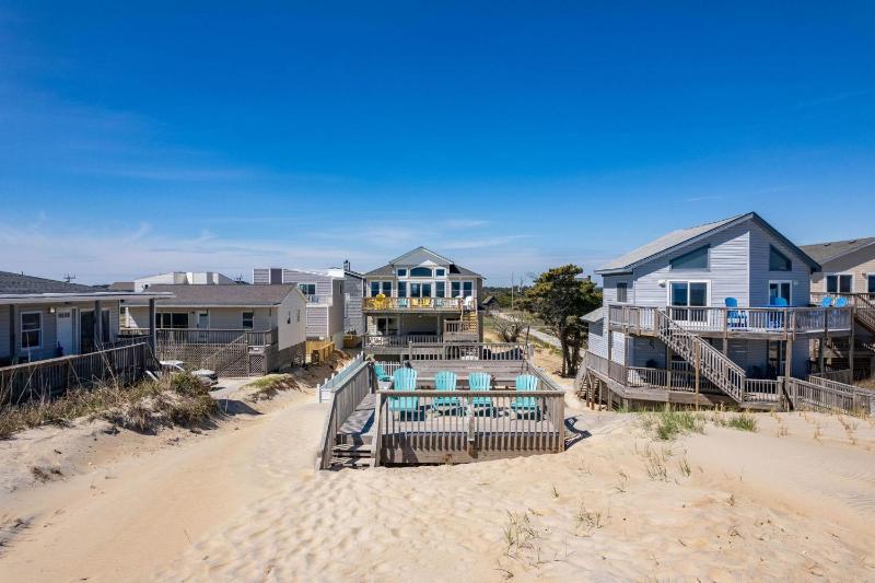 SNH241 Ocean Oasis - image 35