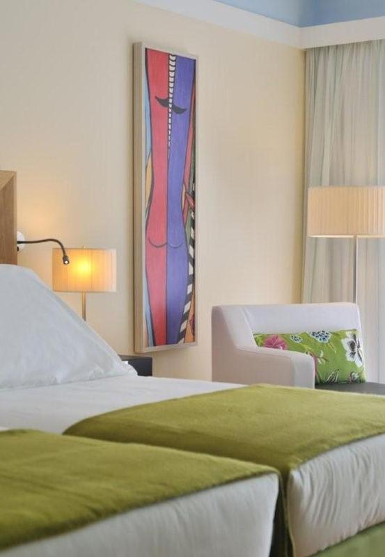 Double or Twin Room with Pool View image 1