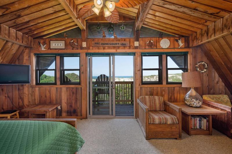 OSF24 Dunesbury - image 23