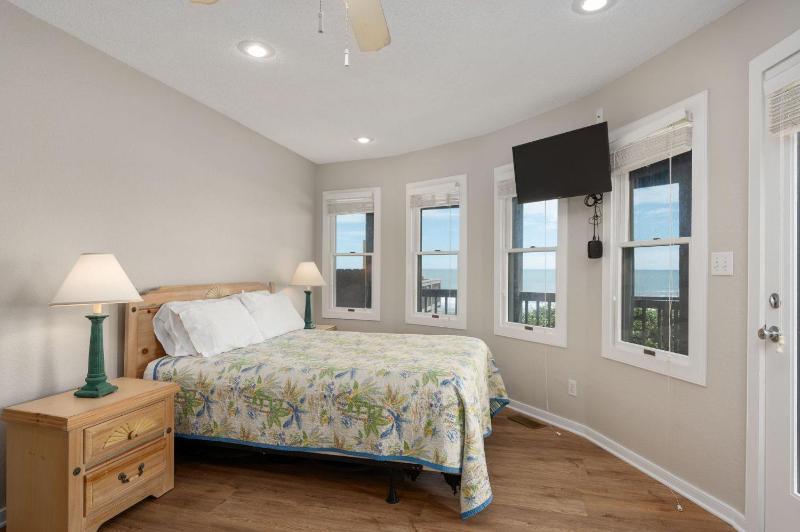 OH103 Beach Haven - image 13