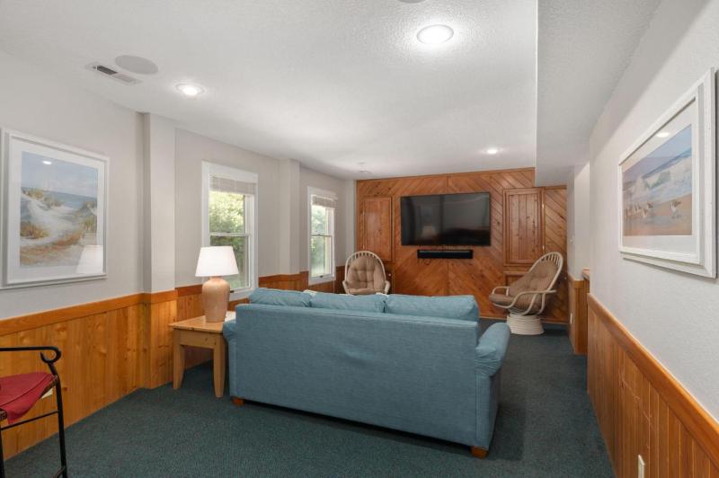 OH103 Beach Haven - image 26