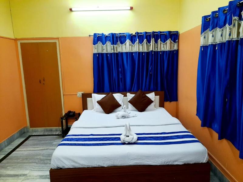 Couple Friendly Rooms - image 5