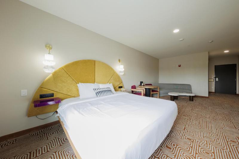 Single Room - Disability Access image 2