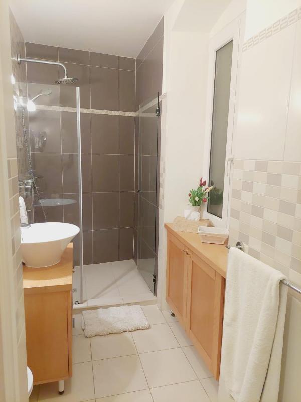 Two-Bedroom Apartment with Balcony image 2