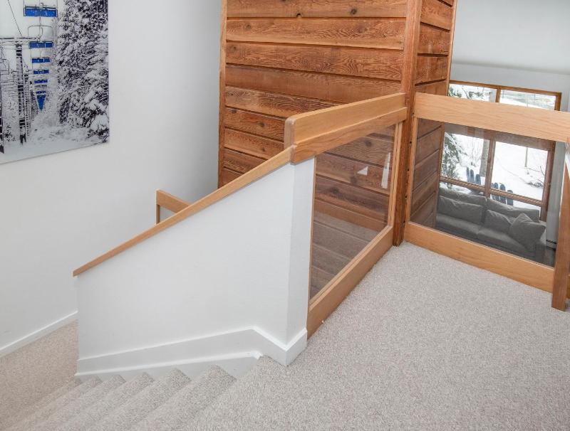 Courtside Mountain Retreat - image 20