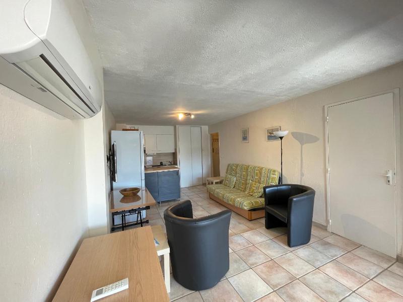 Appartement moderne 2 pièces cabine terrasse et véranda proche plage parking privé - FR-1-338-133 - image 6