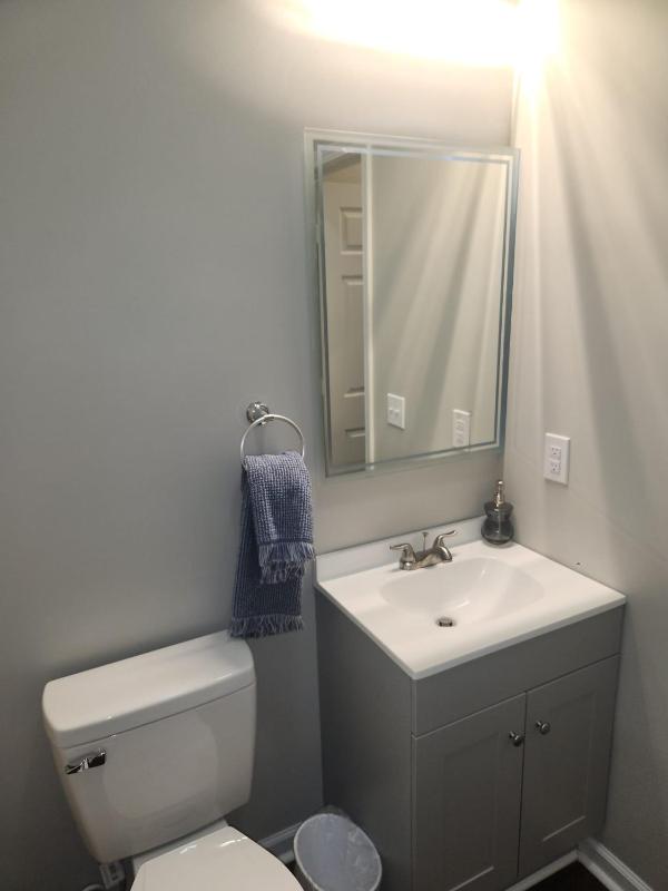 3 Cozy Bedrooms Near Lucas Oil Stadium - image 31