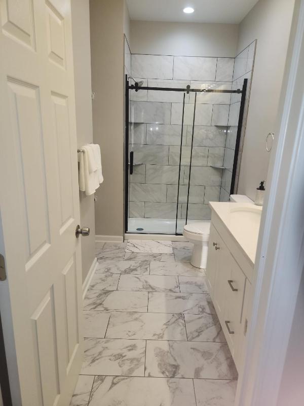 3 Cozy Bedrooms Near Lucas Oil Stadium - image 30