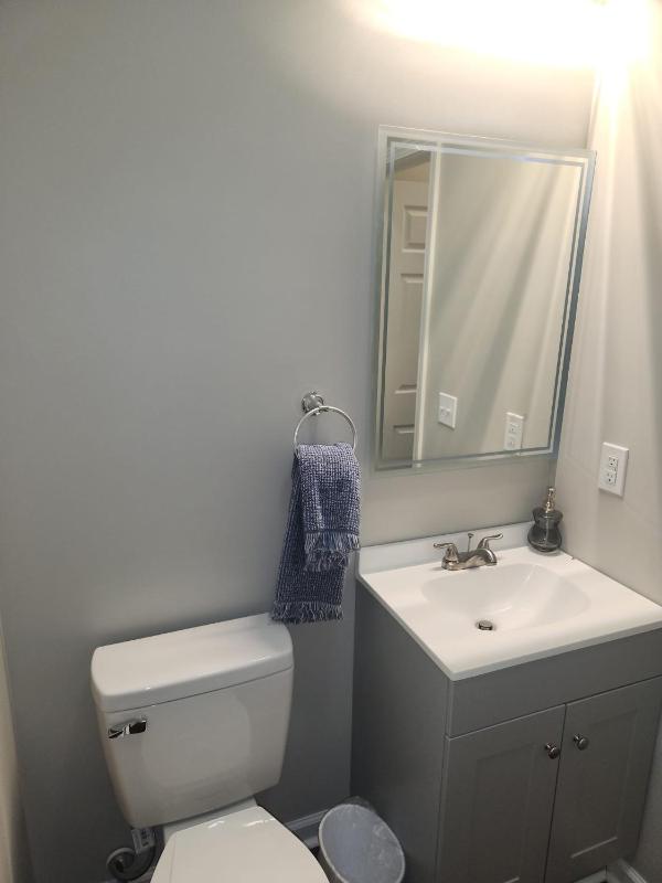 3 Cozy Bedrooms Near Lucas Oil Stadium - image 33