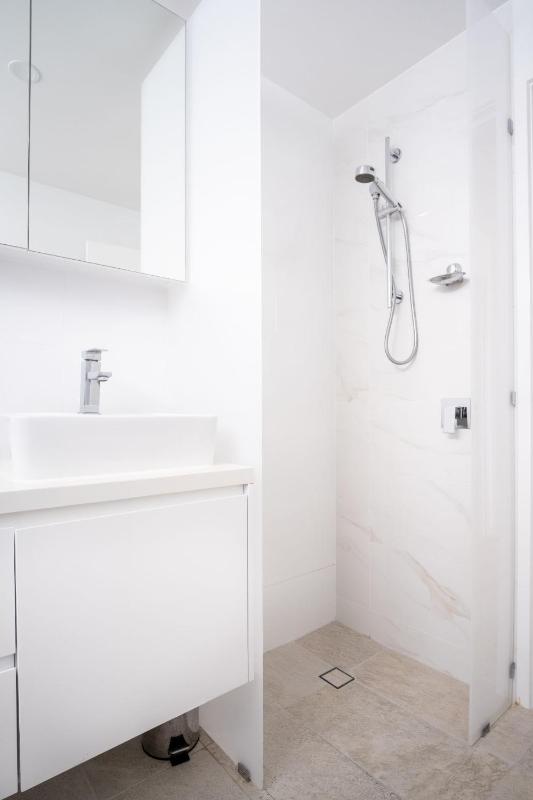 Modern Seaside Oasis in Kings Beach - image 21