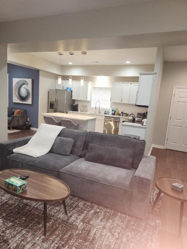 3 Cozy Bedrooms Near Lucas Oil Stadium - image 46