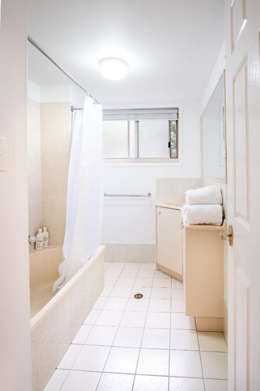 Saltair Kings Beach Apartment - Walk to Beach - image 15