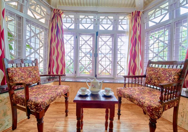 Taj Mahal Vintage Bungalow Kodaikānāl By VOYE HOMES - image 3