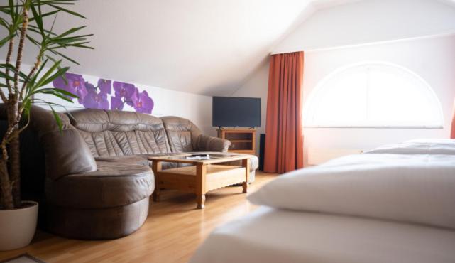 Triple Room image 1