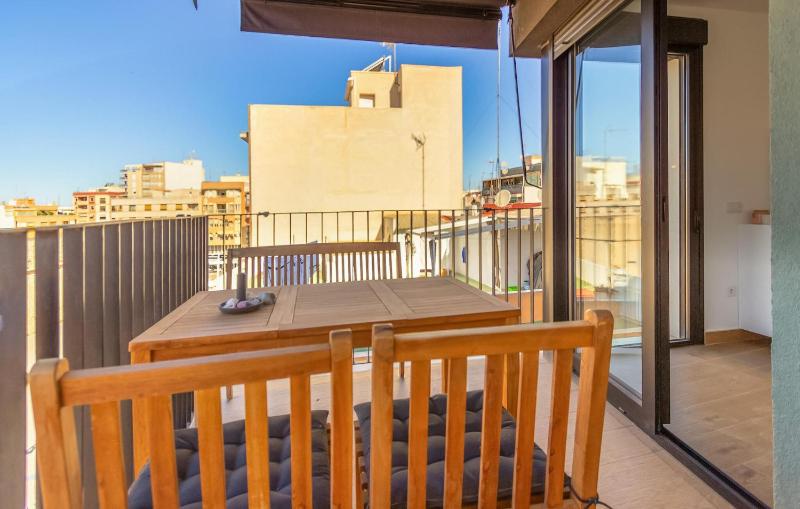 2 Bedroom Lovely Apartment In Santa Pola - image 27